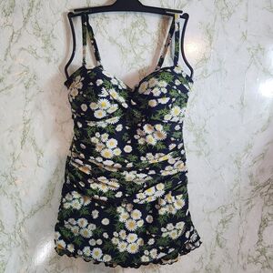 Hilor Daisy Print 1-Piece Swimsuit